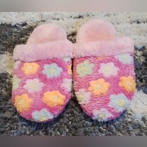 Flower slippers